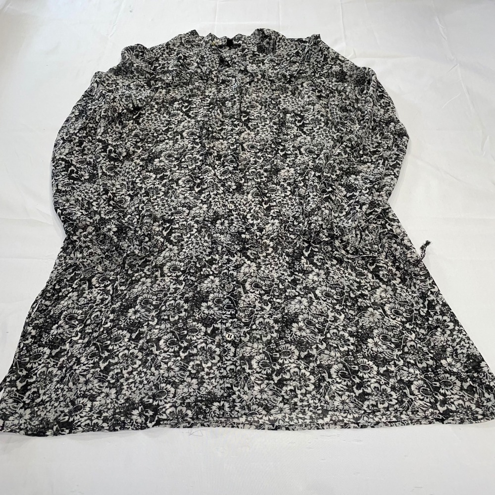 As U Wish Womens Floral Button Down Tunic Top Black White Ruffle Neck Size L